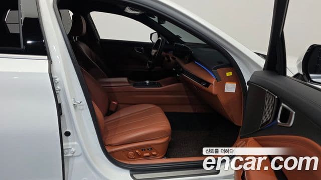 Kia The / новый New K8 гибрид Noblesse, 2025 11