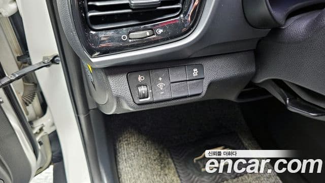 Kia Stonic Trendy, 2018 16