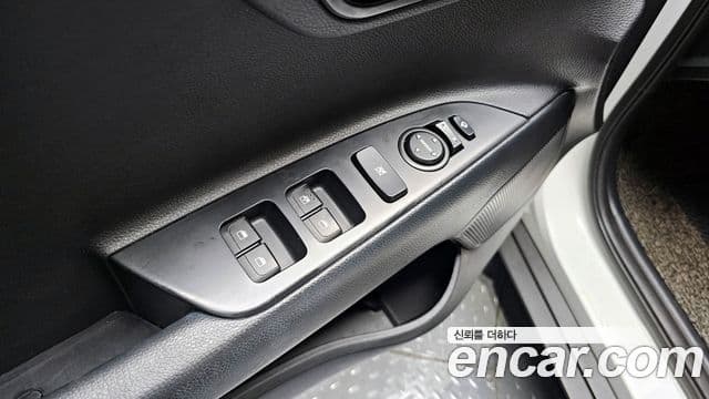 Kia Stonic Trendy, 2018 17