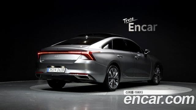 Kia K8 Signature, 2022 2