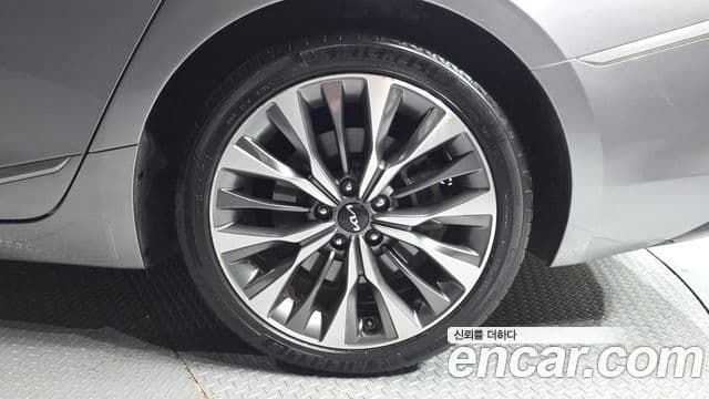 Kia K8 Signature, 2022 все фото