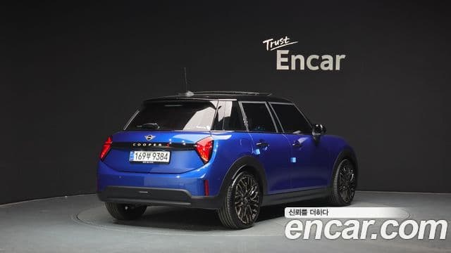 Mini Cooper S 4세대 5도어 favored, 2025 2