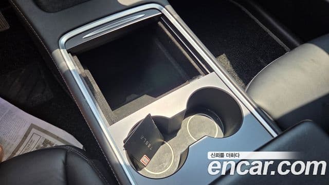 Tesla модель Y Long Range AWD, 2021 16