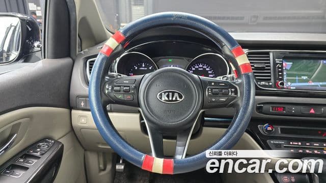 Kia All New Carnival VIP, 2017 13