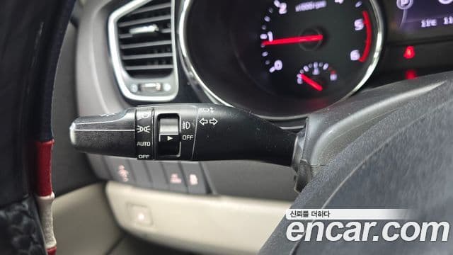 Kia All New Carnival VIP, 2017 16