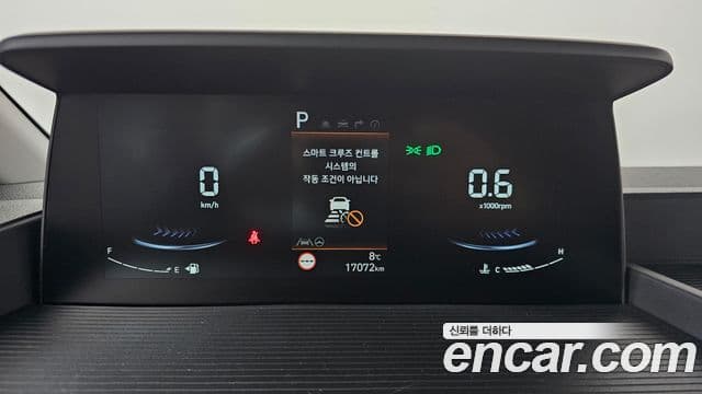 Hyundai Staria Modern, 2025 8