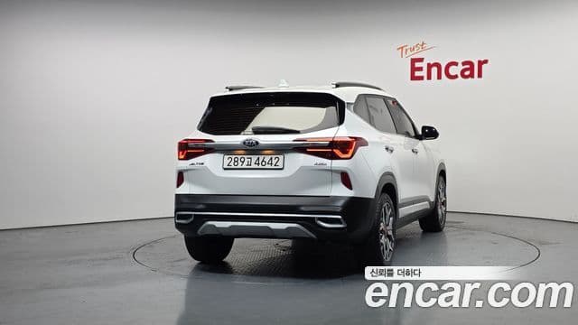 Kia Seltos Signature, 2022 4