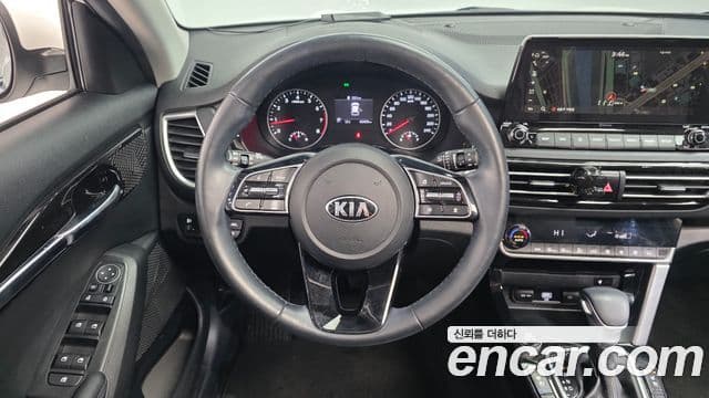 Kia Seltos Signature, 2022 13