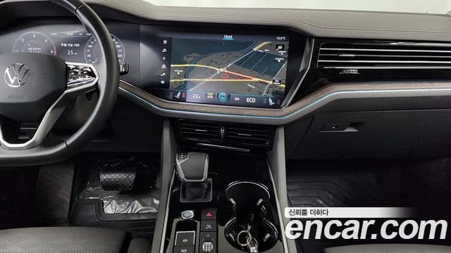 Volkswagen Touareg 3세대 Prestige, 2023 14