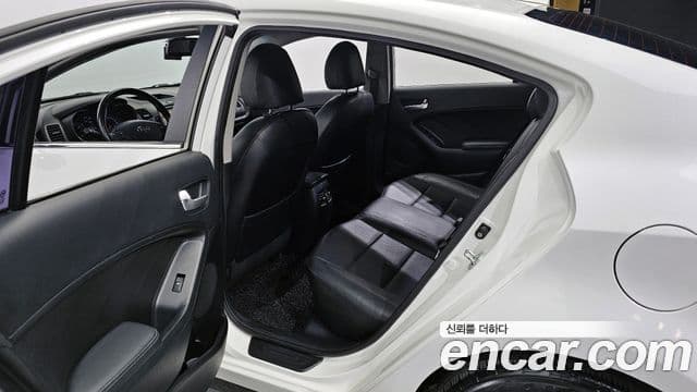 Kia K3 Luxury, 2015 11