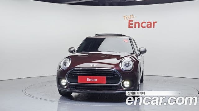 Mini Cooper 클럽맨 2세대, 2017 3
