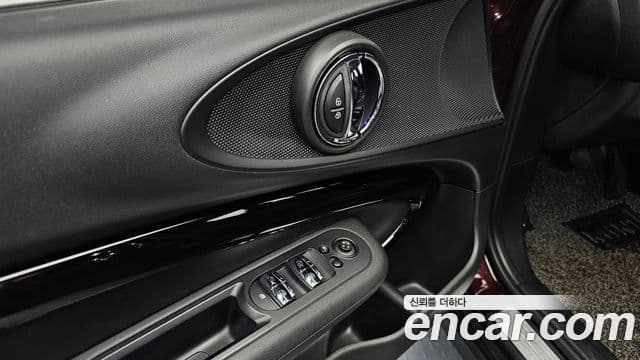 Mini Cooper 클럽맨 2세대, 2017 13