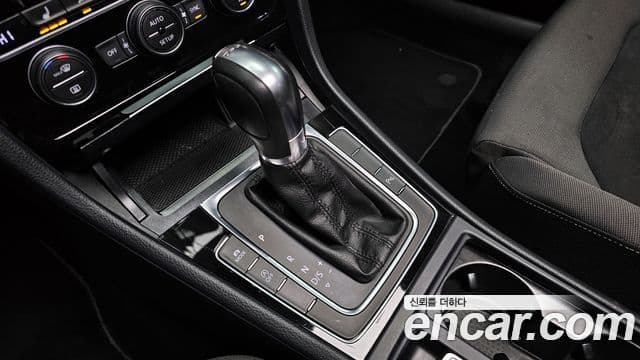 Volkswagen Гольф 7세대, 2013 9