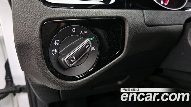 Volkswagen Гольф 7세대, 2013 15