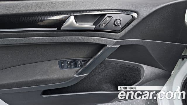 Volkswagen Гольф 7세대, 2013 18
