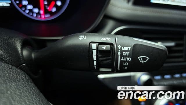 Genesis G70 Elite, 2019 17