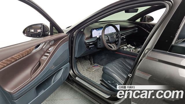 Genesis G80 (RG3) бензин 2.5 турбо AWD, 2026 11