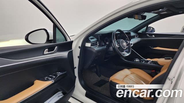 Kia K5 3세대 Prestige, 2020 10