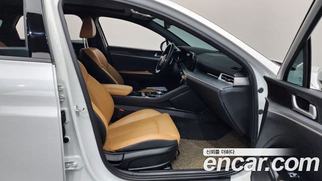 Kia K5 3세대 Prestige, 2020 11