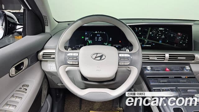 Hyundai NEXO Premium, 2019 13