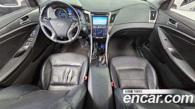 Hyundai Sonata гибрид Premier, 2012 7