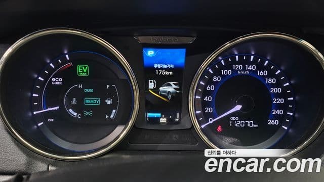 Hyundai Sonata гибрид Premier, 2012 8