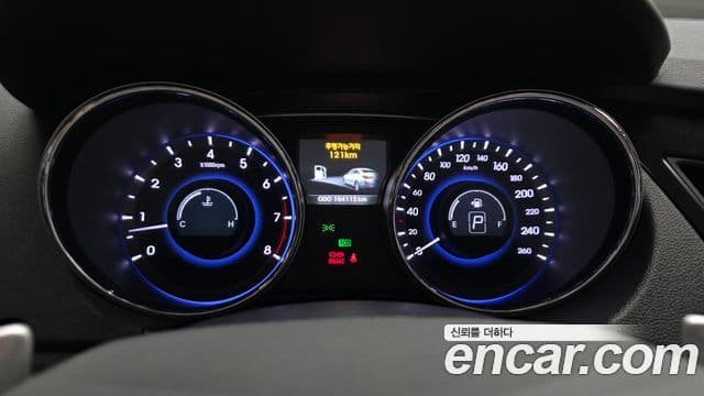 Hyundai YF Sonata топовая версия, 2012 8