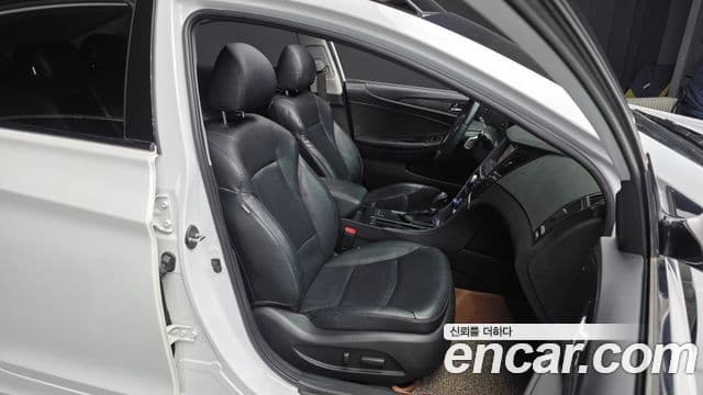 Hyundai YF Sonata топовая версия, 2012 12