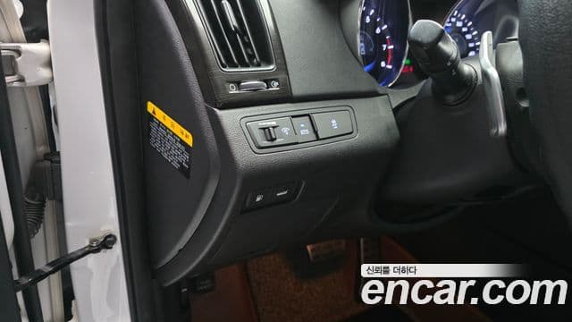 Hyundai YF Sonata топовая версия, 2012 15