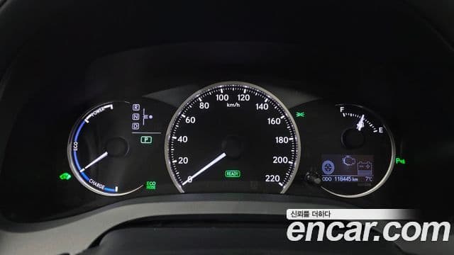 Lexus CT200h ZWA10, 2016 8