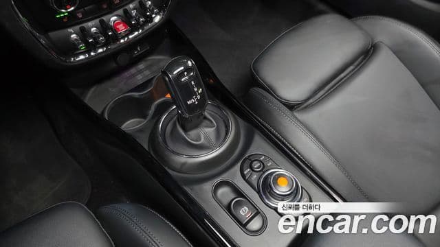 Mini Cooper 클럽맨 2세대, 2020 9