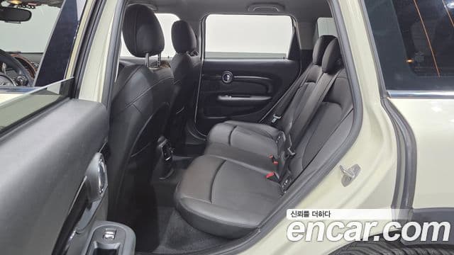 Mini Cooper 클럽맨 2세대, 2020 12