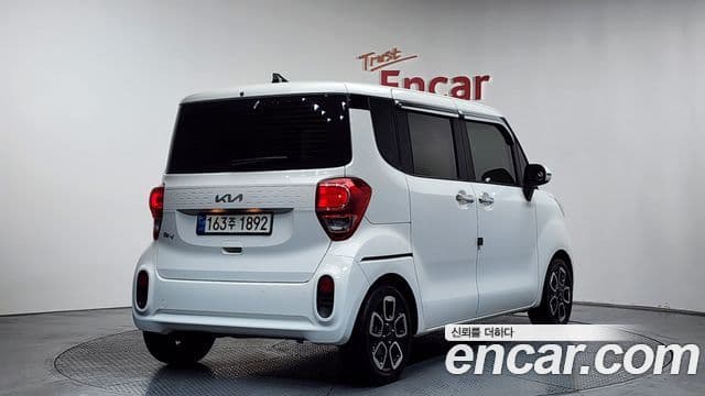 Kia The / новый New Ray Signature, 2022 2