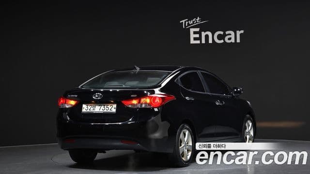 Hyundai Avante MD Modern, 2013 2