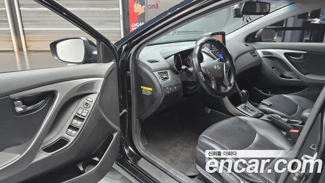 Hyundai Avante MD Modern, 2013 11