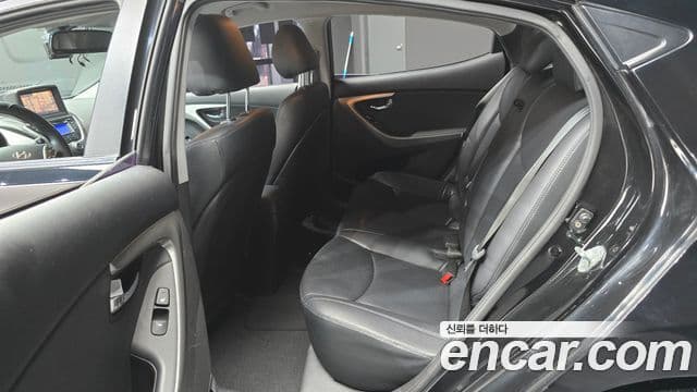 Hyundai Avante MD Modern, 2013 13