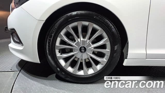 Hyundai LF Sonata 2.0 Smart, 2016 все фото