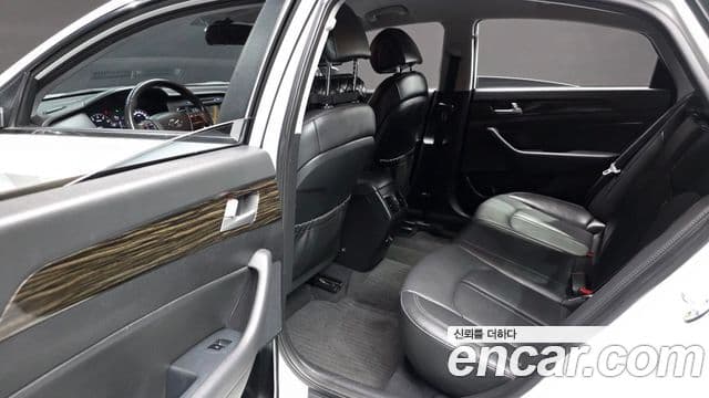 Hyundai LF Sonata 2.0 Smart, 2016 12