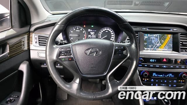 Hyundai LF Sonata 2.0 Smart, 2016 13