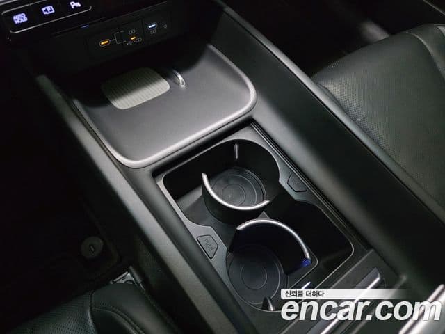 Hyundai Grandeur (GN7) Premium, 2023 13