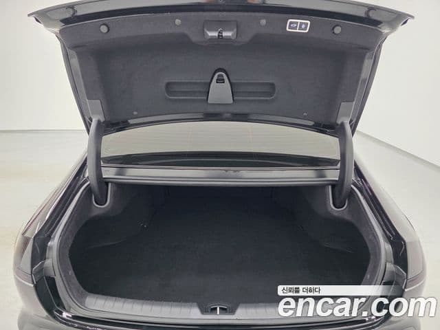 Hyundai Grandeur (GN7) Premium, 2023 18