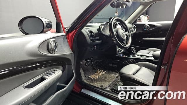 Mini Cooper 클럽맨 2세대, 2021 12