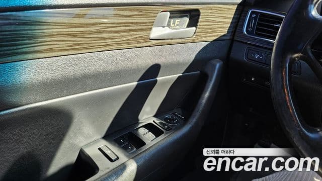 Hyundai LF Sonata 2.0 Smart, 2015 11