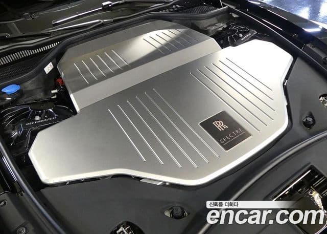 Rolls-Royce Spectre купе, 2025 все фото