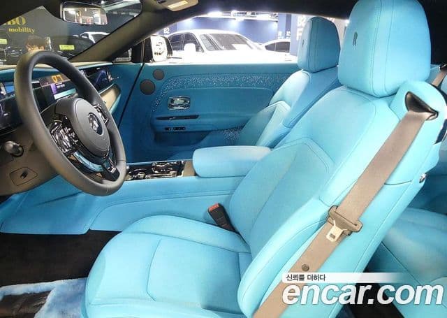 Rolls-Royce Spectre купе, 2025 7