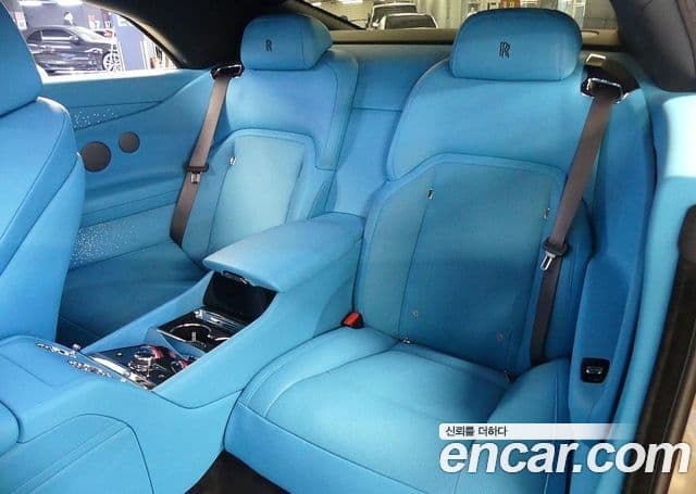 Rolls-Royce Spectre купе, 2025 19