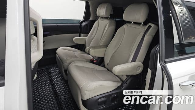 Kia Carnival 4세대 Signature, 2022 12