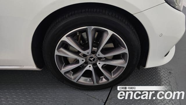 Mercedes-Benz E-класс W213 Avantgarde, 2019 все фото