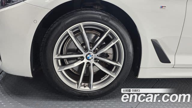 BMW 5시리즈 (G30) 520d M Sport Plus, 2017 все фото