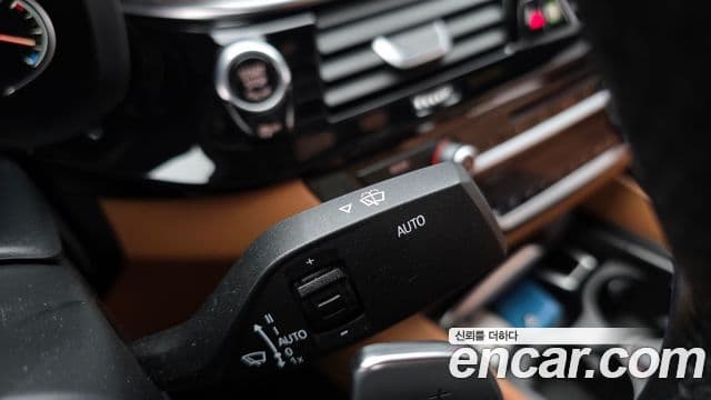 BMW 5시리즈 (G30) 520d M Sport Plus, 2017 17